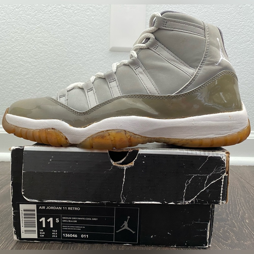 AIR JORDAN RETRO 11 COOL GREY/ medium grey white cool grey/ size 11.5